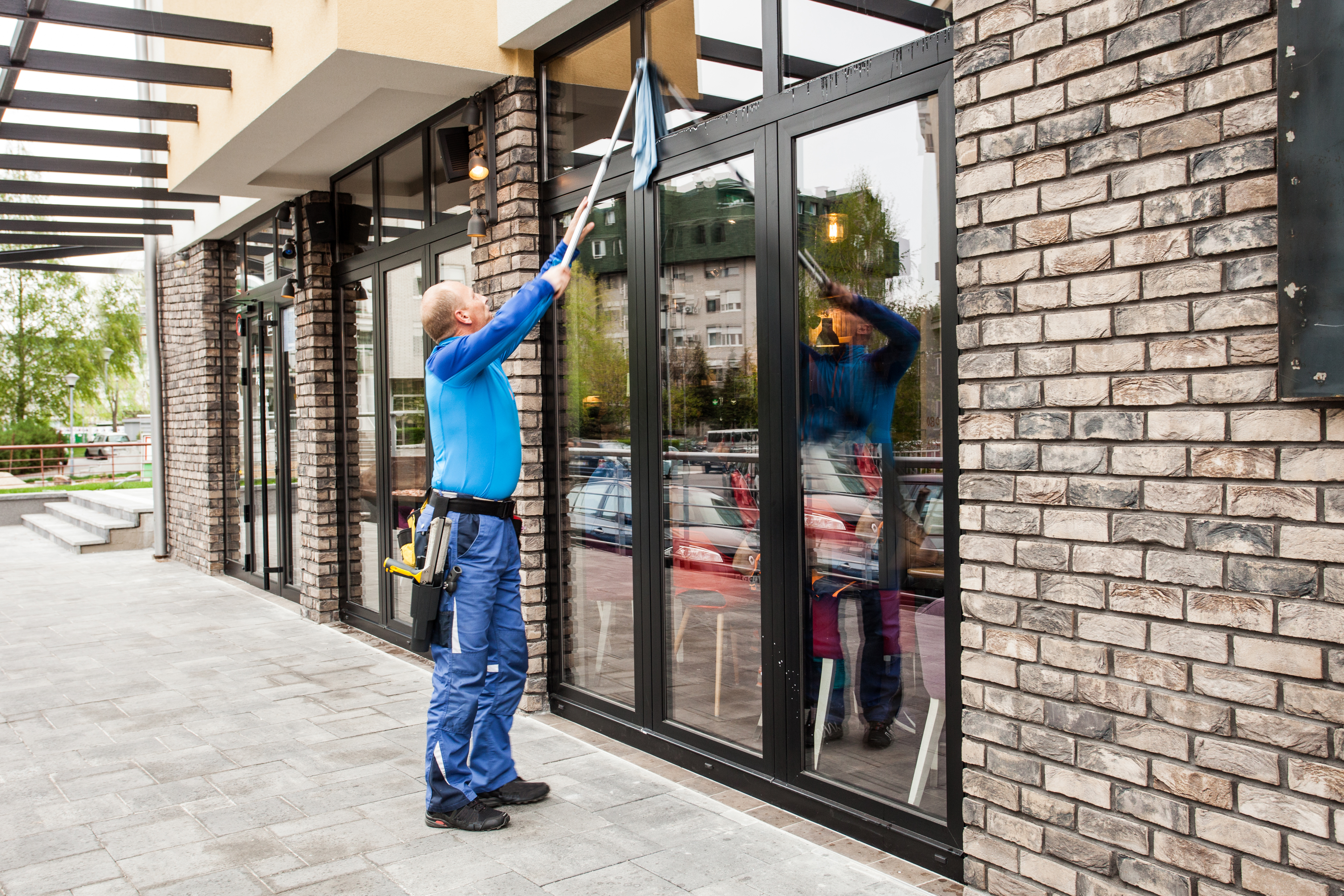 Commercial Storefront Cleaning
